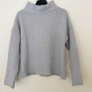 Philosophy Permafrost Cowl Neck Sweater Womens Size Medium Light Gray Soft Cozy‎